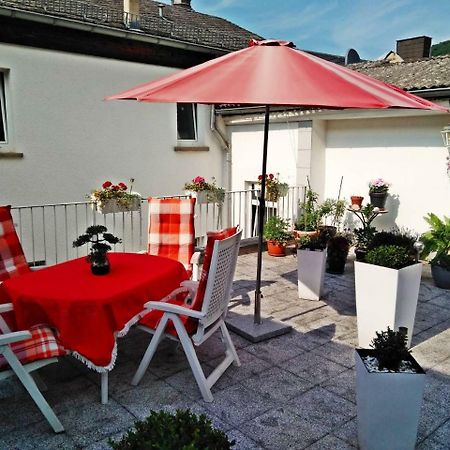 Living Above The Roofs Of Cochem Apartment Exterior photo